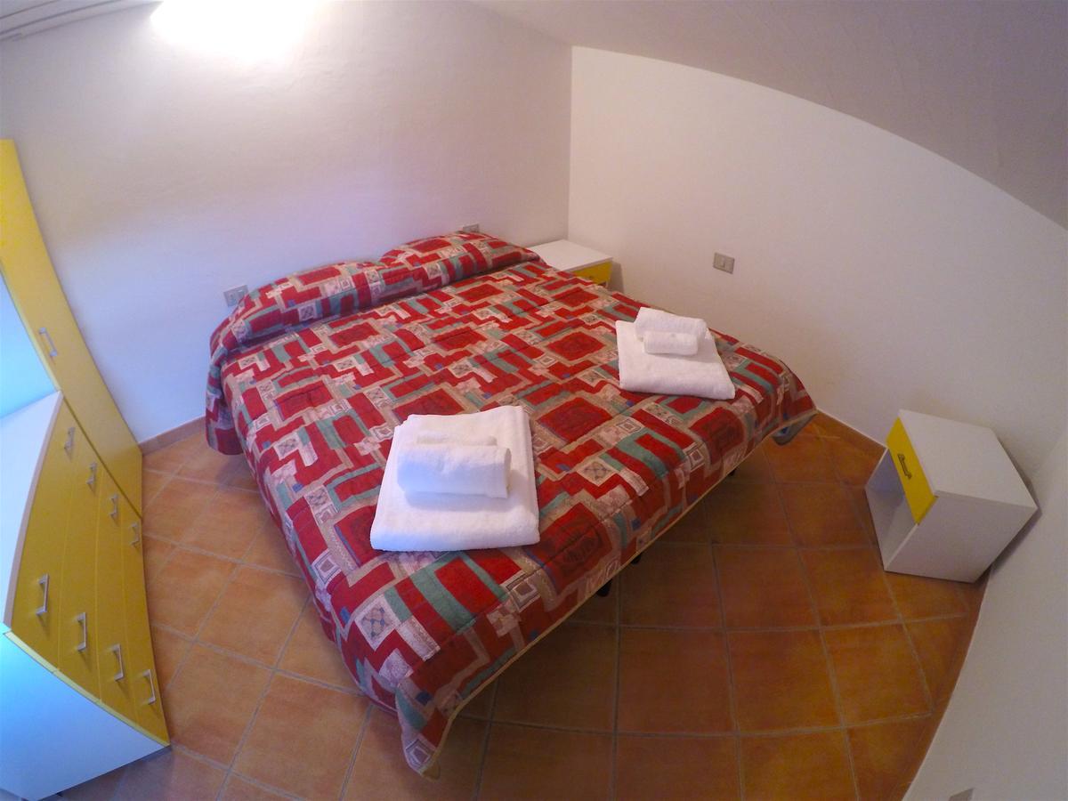 La Coccinella Al Mare Bed & Breakfast Сан Теодоро Екстериор снимка